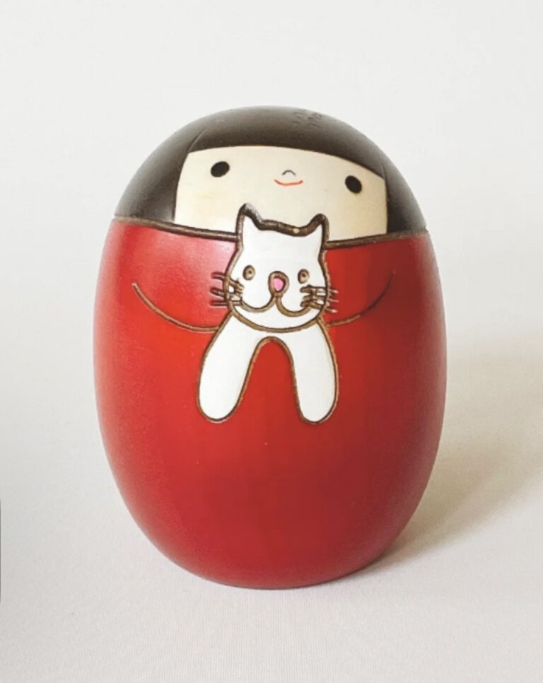 Kokeshi Doll - Girl with Cat